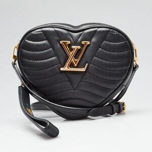 Louis Vuitton Black Quilted Leather New Wave Heart